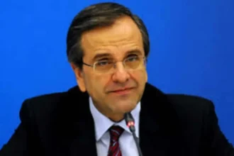 ΤΡΟΜΑΖΕΙ ΜΗΤΣΟΤΑΚΗ ΚΑΙ ΤΣΙΠΡΑ Ο ΣΑΜΑΡΑΣ