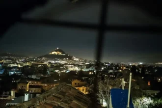 Διακοπές ρεύματος: Στο σκοτάδι για δεύτερη νύχτα 10.000 νοικοκυριά και επιχειρήσεις