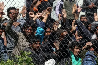 Εποικισμός της ηπειρωτικής Ελλάδας με παράνομους μετανάστες!