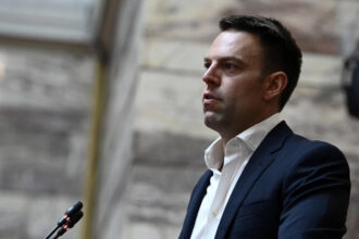 Κασσελάκης για Novartis: Αποκαλύπτουμε μάρτυρες και προστατεύουμε υπουργούς από τις ευθύνες τους