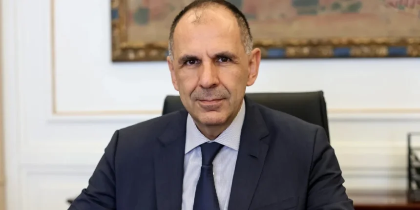 Στο Κάιρο για την ΑΟΖ ο Γεραπετρίτης – Νέα τριμερής με την Αίγυπτο τον Ιανουάριο σε επίπεδο υπουργών Εξωτερικών