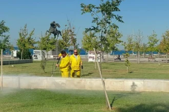 Θεσσαλονίκη: Επιχείρηση καθαρισμού των γκράφιτι στη Νέα Παραλία – Σύσκεψη για αστυνομικά μέτρα
