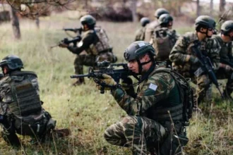 Υπουργείο Εθνικής Άμυνας – Αλλαγές στη δομή του στρατού και νέες ρυθμίσεις για βαθμολόγιο, μισθολόγιο και αναβολές