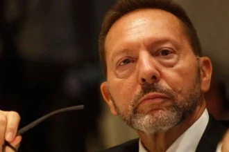 Γιάννης Στουρνάρας