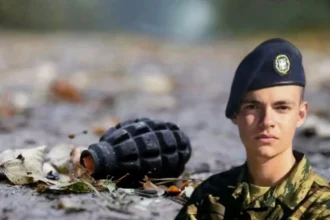 Ρόδος: «Η χειροβομβίδα δεν εξερράγη στα χέρια του Ραφαήλ» – Τι λέει ο δικηγόρος της οικογένειας του 19χρονου