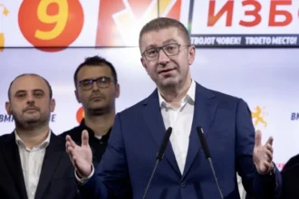 Από πρόκληση σε πρόκληση ο Μίτσκοσκι: «Για μένα το όνομα Μακεδονία είναι ιερό», απαντά στο ελληνικό ΥΠΕΞ