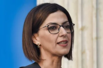 Αγαπηδάκη: Ξεκινά σήμερα το πρόγραμμα αντιμετώπισης της παχυσαρκίας για 30.000 πολίτες – Περισσότεροι από 2 εκατ. οι φετινοί εμβολιασμοί για γρίπη