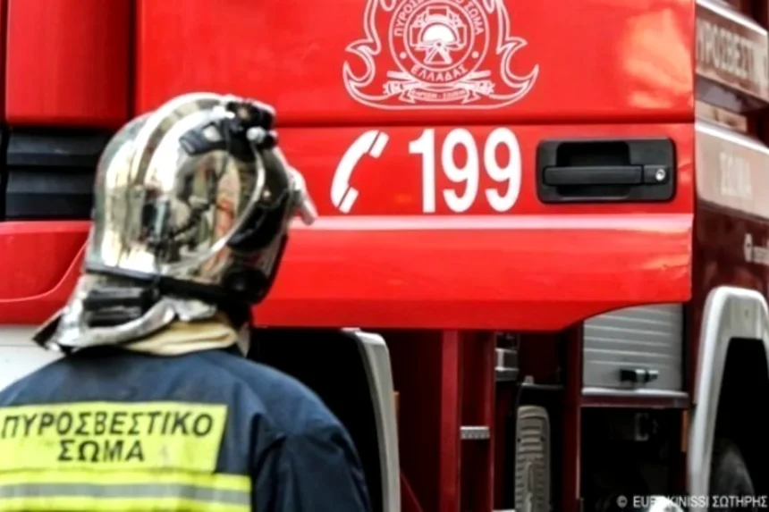 Καλλιθέα: Νεκροί δύο άντρες από πυρκαγιά σε διαμέρισμα – Προηγήθηκε έκρηξη