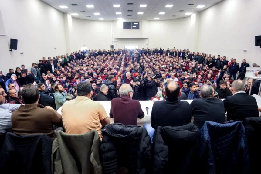 Νίκαια: «Όχι» στη συνάντηση με τον Μητσοτάκη αποφάσισε η συνέλευση αγροτών