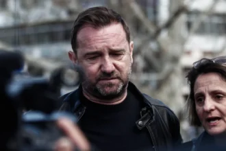 Πλακιάς για Καρυστιανού: «Πώς θα την αντιμετωπίζουμε, ως μάνα που έχασε το παιδί της ή ως πολιτικό;»