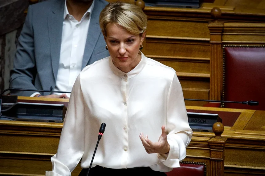 Σδούκου: Η αντιπολίτευση εναγωνίως αναζητά κάτι για να αντιπαρατεθεί με την κυβέρνηση
