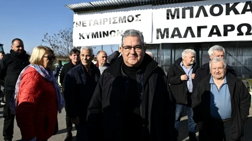 Στα μπλόκα των αγροτών στη Φθιώτιδα ο Κουτσούμπας