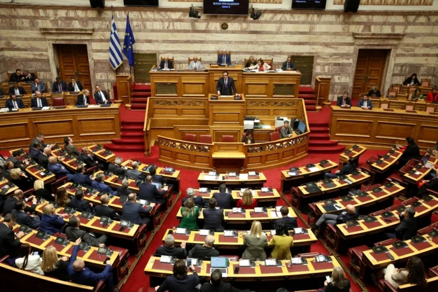 Βουλή: Υπερψηφίστηκε από 159 βουλευτές ο προϋπολογισμός του 2026