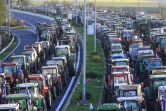 Αγρότες: Σήμερα η κρίσιμη συνάντηση Μητσοτάκη με τους “σκληρούς” των μπλόκων στο Μαξίμου