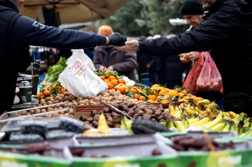 Αναστέλλεται η απεργία στις λαϊκές αγορές – Κανονικά από την Παρασκευή η λειτουργία τους