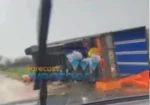Ανετράπη νταλίκα στο Ροδοτόπι Ιωαννίνων λόγω των ισχυρών ανέμων(video)