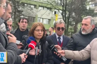Ελληνίδα Πρέσβειρα στην Ρουμανία: «Προτεραιότητα ο επαναπατρισμός των σορών και η φροντίδα των τραυματιών» 