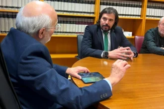 Επίσκεψη Πέτρου Παππά στο Νοσοκομείο ΑΧΕΠΑ