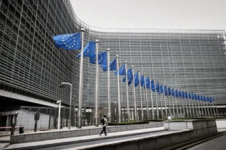 Έτοιμη να εφαρμόσει την εμπορική συμφωνία με τη Mercosur η Κομισιόν, παρά την ψήφο του Κοινοβουλίου για καθυστέρηση