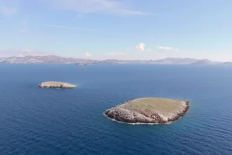 Ιμια: 30 χρόνια μετά – Ντοκιμαντέρ δύο επεισοδίων του Αλέξη Παπαχελά