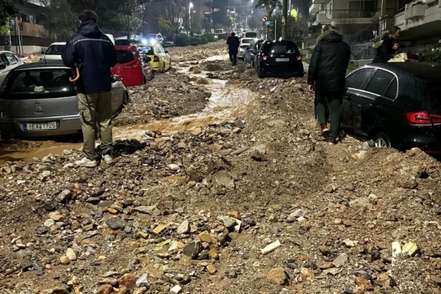 Κακοκαιρία στην Αττική: Άμεση η καταβολή των αποζημιώσεων σε κατοικίες και επιχειρήσεις – Αυτοψίες στην περιοχή