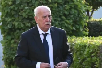 Ο πολιτικός κόσμος αποχαιρετά τον Γιώργο Παπαδάκη – Τα μηνύματα των πολιτικών αρχηγών