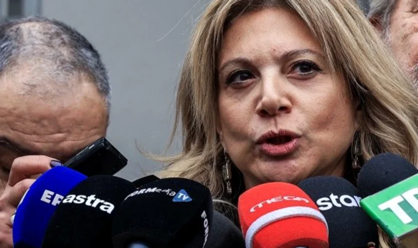 Παραιτήθηκε η Καρυστιανού από πρόεδρος του Συλλόγου Θυμάτων Τεμπών