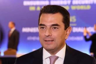 Σκρέκας: Όταν κάποιοι επιμένουν να μην προσέρχονται στον διάλογο, θέλουν λύσεις ή σύγκρουση;