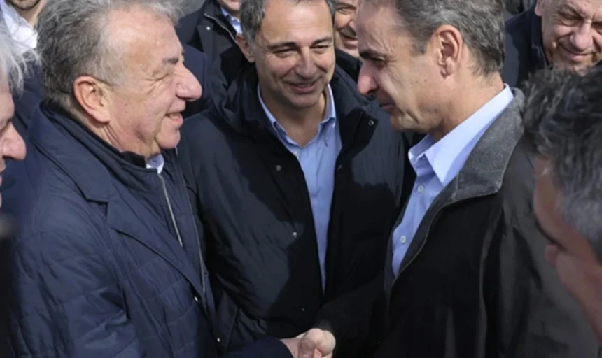 Στο εργοτάξιο του αεροδρομίου στο Καστέλλι ο Μητσοτάκης: Λύνουμε εκκρεμότητες του παρελθόντος και θωρακίζουμε την Κρήτη
