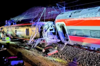 Σύγκρουση τρένων στην Ισπανία: Στους 39 οι νεκροί, δεκάδες οι τραυματίες