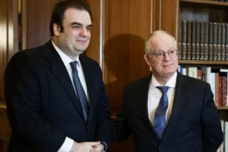 Συνάντηση του Προέδρου της Δημοκρατίας Κωνσταντίνου Αν. Τασούλα με τον Υπουργό Εθνικής Οικονομίας και Οικονομικών και Πρόεδρο του Eurogroup Κυριάκο Πιερρακάκη