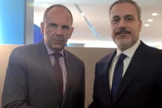 Τηλεφωνική επικοινωνία Γεραπετρίτη – Φιντάν: Στο επίκεντρο διμερείς σχέσεις και περιφερειακές εξελίξεις