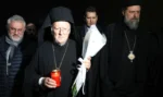Τραγικό δυστύχημα ΠΑΟΚ: «Το όνειρό τους είχε μια τραγική κατάληξη στη Ρουμανία» – Στην Τούμπα ο Πατριάρχης Βαρθολομαίος (βίντεο)