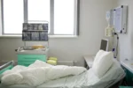 Βόλος: Ηλικιωμένος απειλούσε να πέσει από τον τρίτο όροφο του Γενικού Νοσοκομείου