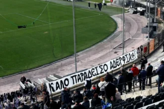 Βουβός θρήνος στην Τούμπα για τους επτά οπαδούς του ΠΑΟΚ – Το «Παπαγεωργίου» ετοιμάζεται να υποδεχθεί τους τραυματίες