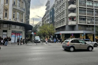 Ξεκίνησαν οι εργασίες αντιδρόμησης της Καρόλου Ντηλ – Κλειστός ο δρόμος