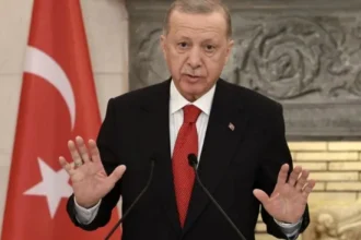 Αναβλήθηκε η επίσκεψη του Ερντογάν στο Άμπου Ντάμπι