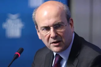 Χατζηδάκης: Τριπλή παρέμβαση κατά της γραφειοκρατίας για πολίτες και επιχειρήσεις