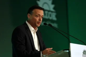 Δούκας: Το συνέδριο του Μαρτίου είναι η τελευταία ευκαιρία για επανεκκίνηση και λύτρωση του ΠΑΣΟΚ – Όχι σε κυβερνητική συνεργασία με τη ΝΔ