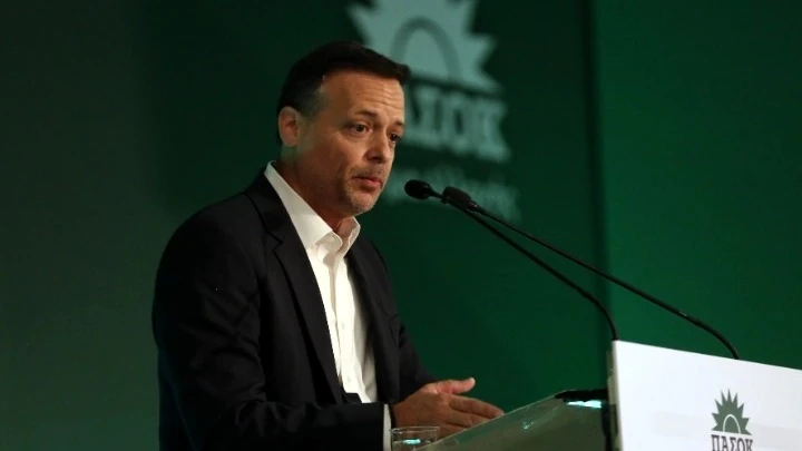 Δούκας: Το συνέδριο του Μαρτίου είναι η τελευταία ευκαιρία για επανεκκίνηση και λύτρωση του ΠΑΣΟΚ – Όχι σε κυβερνητική συνεργασία με τη ΝΔ