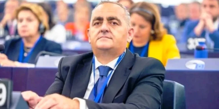 Εγκρίθηκε η έκθεση Μπελέρη: Διεκδικεί 7,5 δις ευρώ για τη στήριξη των αλιέων μικρής κλίμακας και για τη μάχη κατά της παράνομης αλιείας