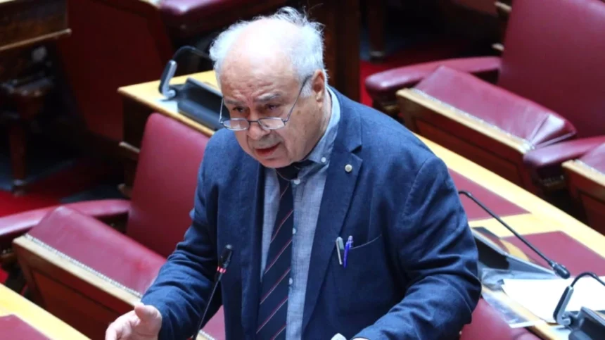 Εκτός ΠΑΣΟΚ και επίσημα ο Παναγιώτης Παρασκευαΐδης