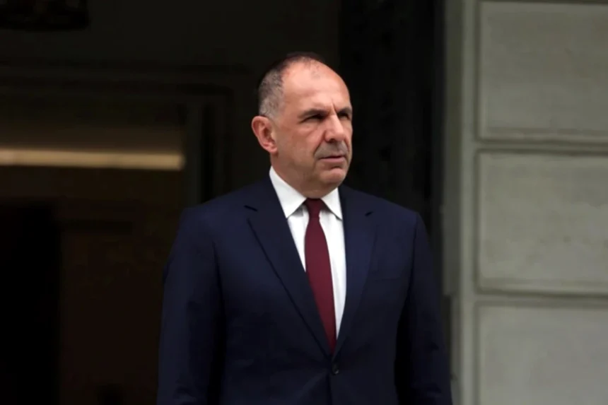 Γεραπετρίτης μετά το ΚΥΣΕΑ: Καλώ τους Έλληνες πολίτες στην περιοχή να παραμένουν σε ασφαλή τόπο και να ακολουθούν τις οδηγίες των πρεσβειών μας
