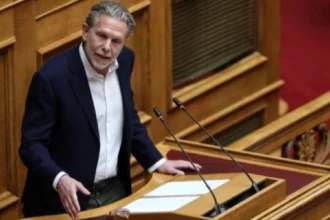 Γερουλάνος: Θα ήταν καταστροφική η συνεργασία ΠΑΣΟΚ με ΝΔ