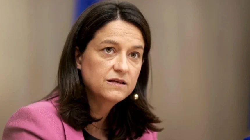Κεραμέως για ΕΡΓΑΝΗ ΙΙ: «Πιο δίκαιη για όλους η αγορά εργασίας»