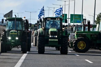 Κλιμακώνουν τις κινητοποιήσεις τους οι αγρότες – Ετοιμάζουν κάθοδο με τα τρακτέρ στην Αθήνα