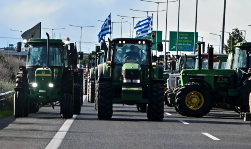 Κλιμακώνουν τις κινητοποιήσεις τους οι αγρότες – Ετοιμάζουν κάθοδο με τα τρακτέρ στην Αθήνα