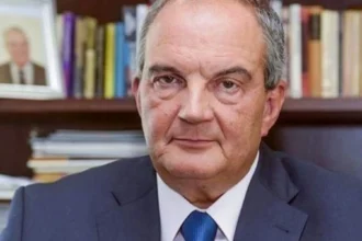 Κώστας Καραμανλής από την Καλαμάτα: Στη σημερινή μας συνάντηση βλέπω πολλούς καλούς και δοκιμασμένους στα δύσκολα φίλους