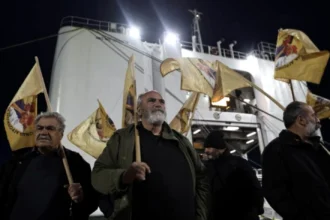 Οι αγρότες κατεβαίνουν σήμερα στην Αθήνα με τρακτέρ, φορτηγά και λεωφορεία