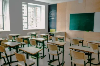 Ρέντη: Ηλικιωμένος απείλησε μαθητές με αεροβόλο μετά από ένταση έξω από σχολείο